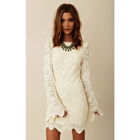 Nightcap Spanish Priscilla Lace Bell Sleeve Bodycon Mini Dress in Nude | 1 XS - Picture 2 of 11